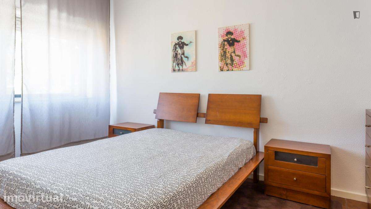 Quarto - localizado em Ramalde Porto - Grande imagem: 4/26