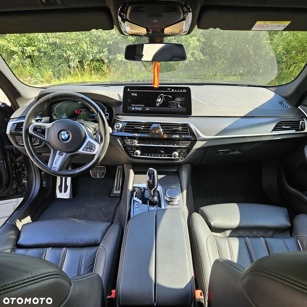 BMW Seria 5 530e xDrive M Sport sport - 21