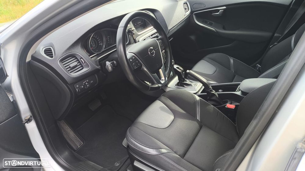 Volvo V40 1.5 T3 Sport Edition Plus Geartronic - 6