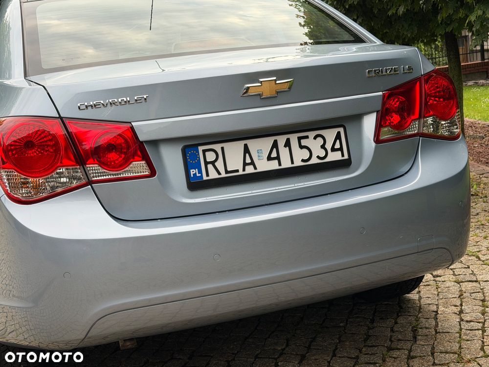 Chevrolet Cruze 1.6 - 3