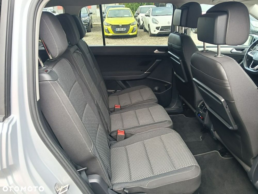 Volkswagen Touran 1.5 TSI EVO Comfortline - 10