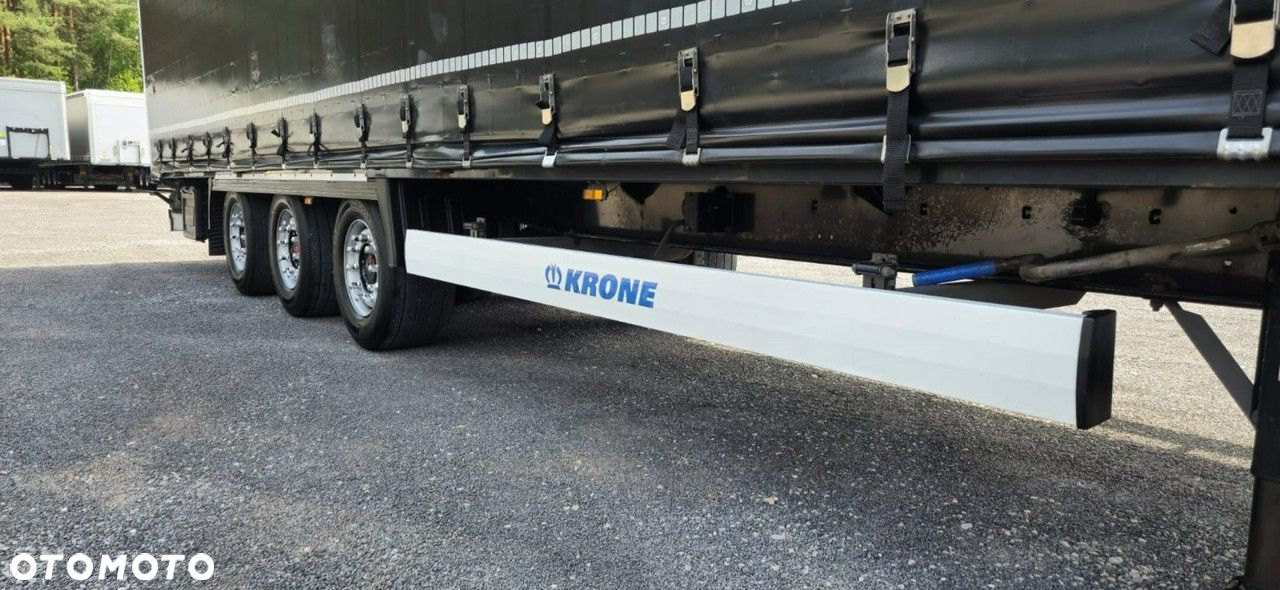 Krone Firana Mega, Osie SAF, Dach podnoszony - 13