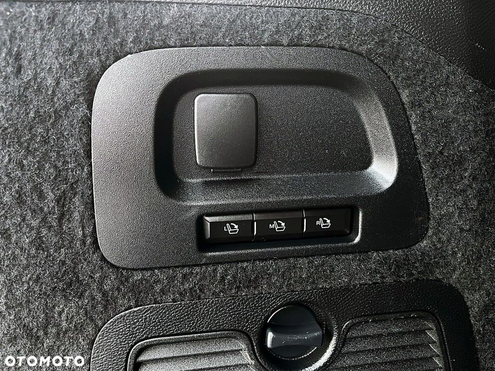 Ford Galaxy - 18
