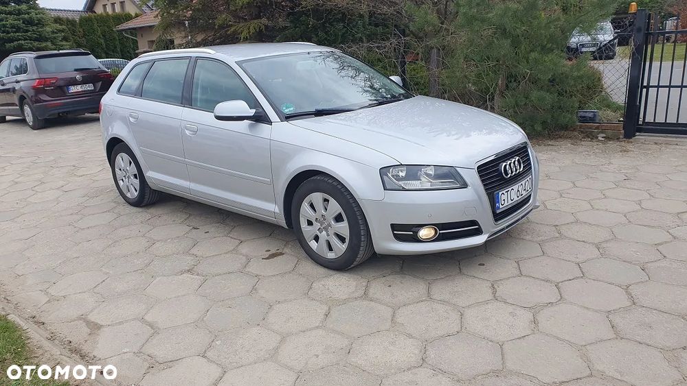 Audi A3 Sportback 2.0 TDI Attraction - 2