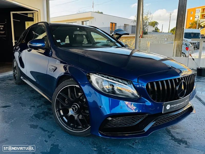 Mercedes-Benz C 220 d AMG Line - 3