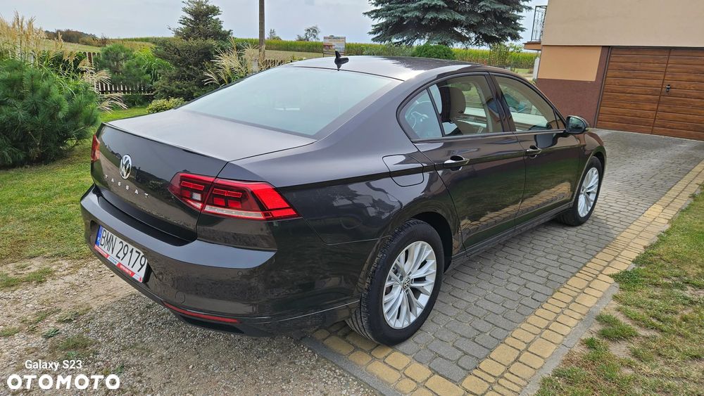 Volkswagen Passat - 6