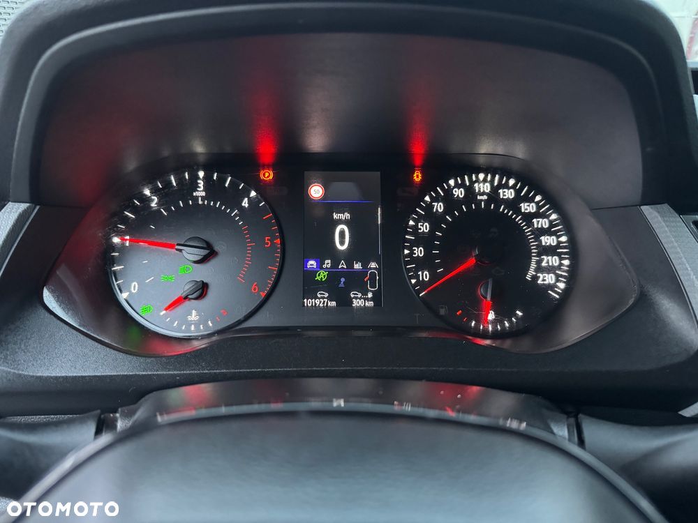 Renault EXPRESS NAWIGACJA KLIMATYZACJA TEMPOMAT ASYSTENT PASA RUCHU SERWISOWANY, 1.5dci - 10