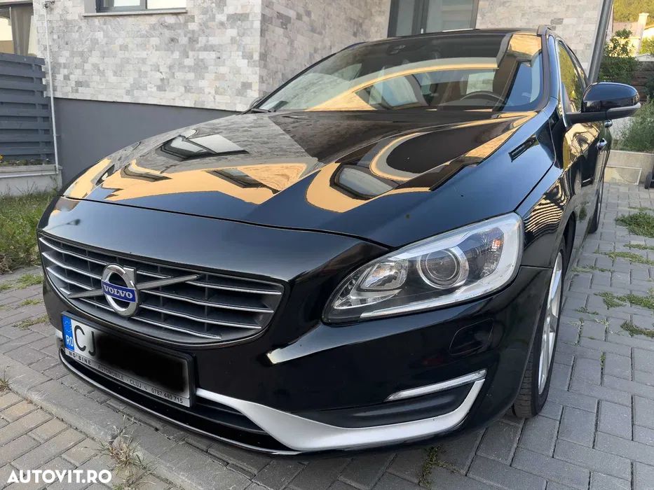 Volvo V60 D3 Start-Stop Momentum - 1