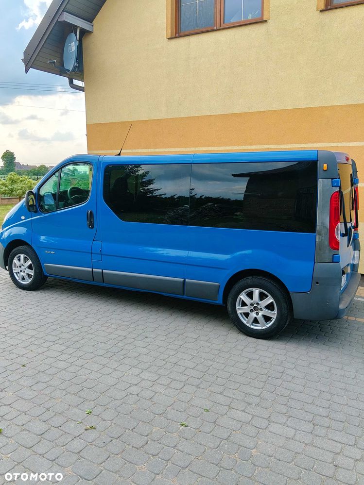 Renault Trafic - 2