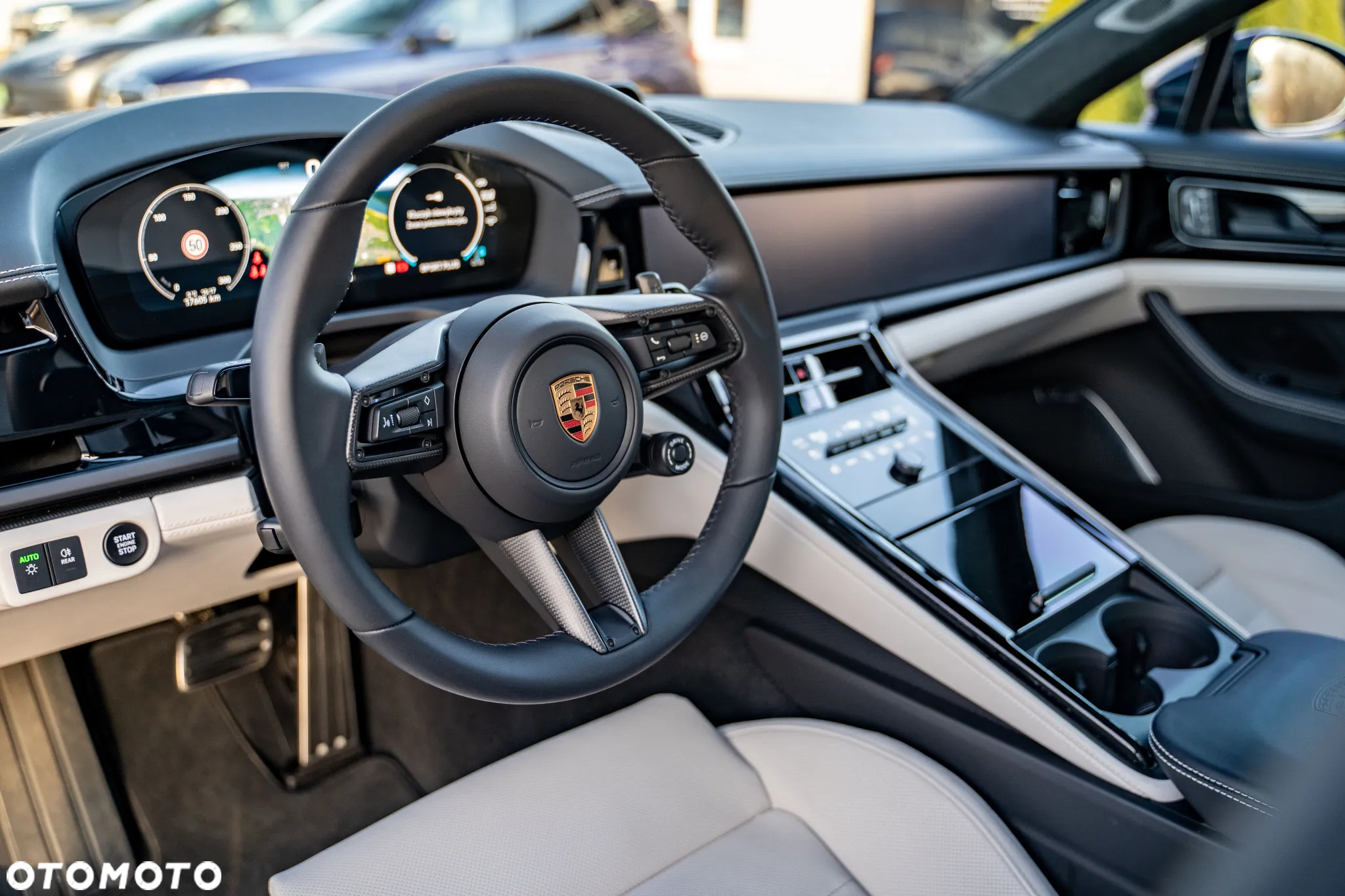 Porsche Panamera ver-4-e--hybrid-phev - 19