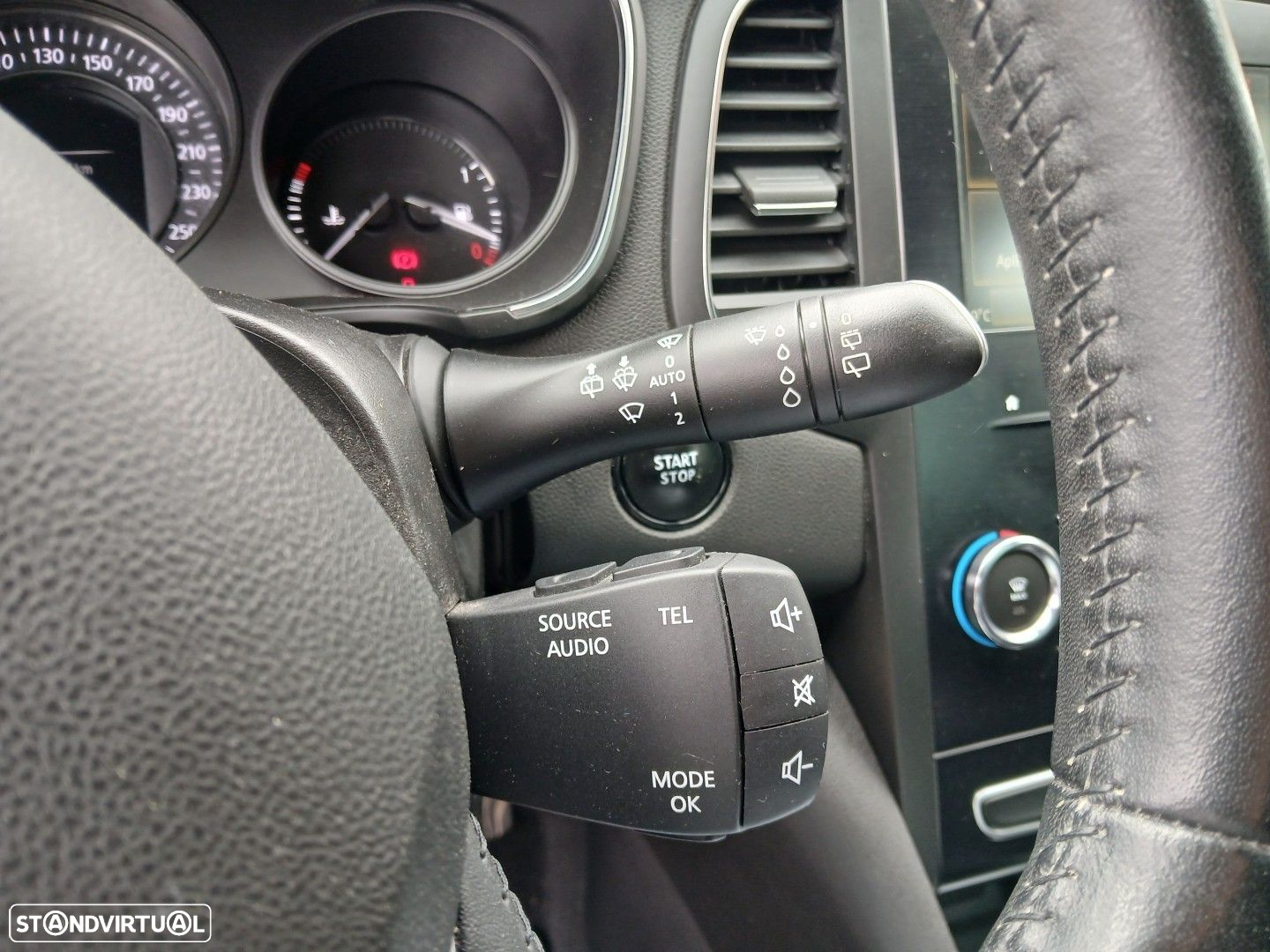 Renault Mégane 1.5 Blue dCi Limited - 27