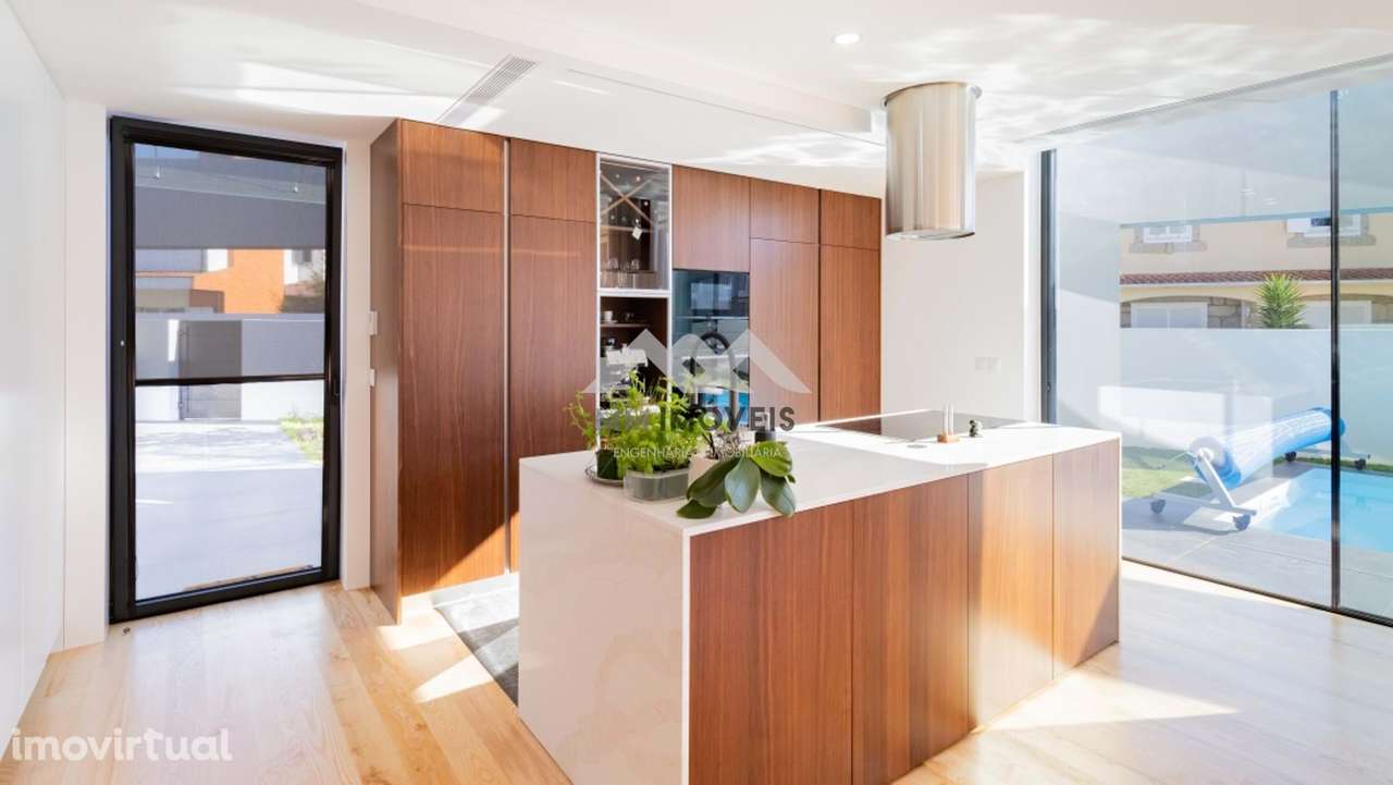 Moradia | T4 | Piscina | Maia - Grande imagem: 4/60