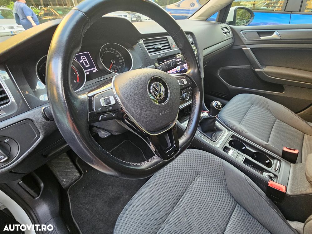 Volkswagen Golf 1.0 TSI Comfortline - 32