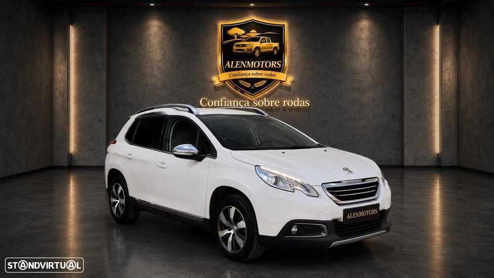 Peugeot 2008 1.2 PureTech Allure - 2