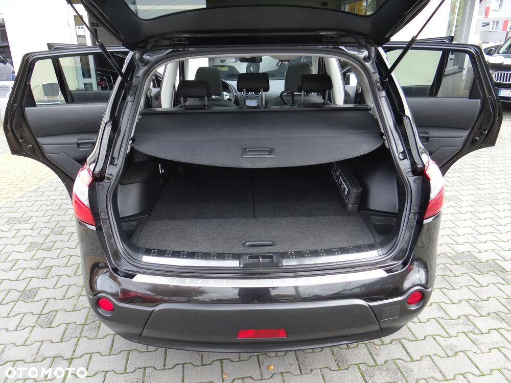 Nissan Qashqai+2 2.0 Tekna - 19