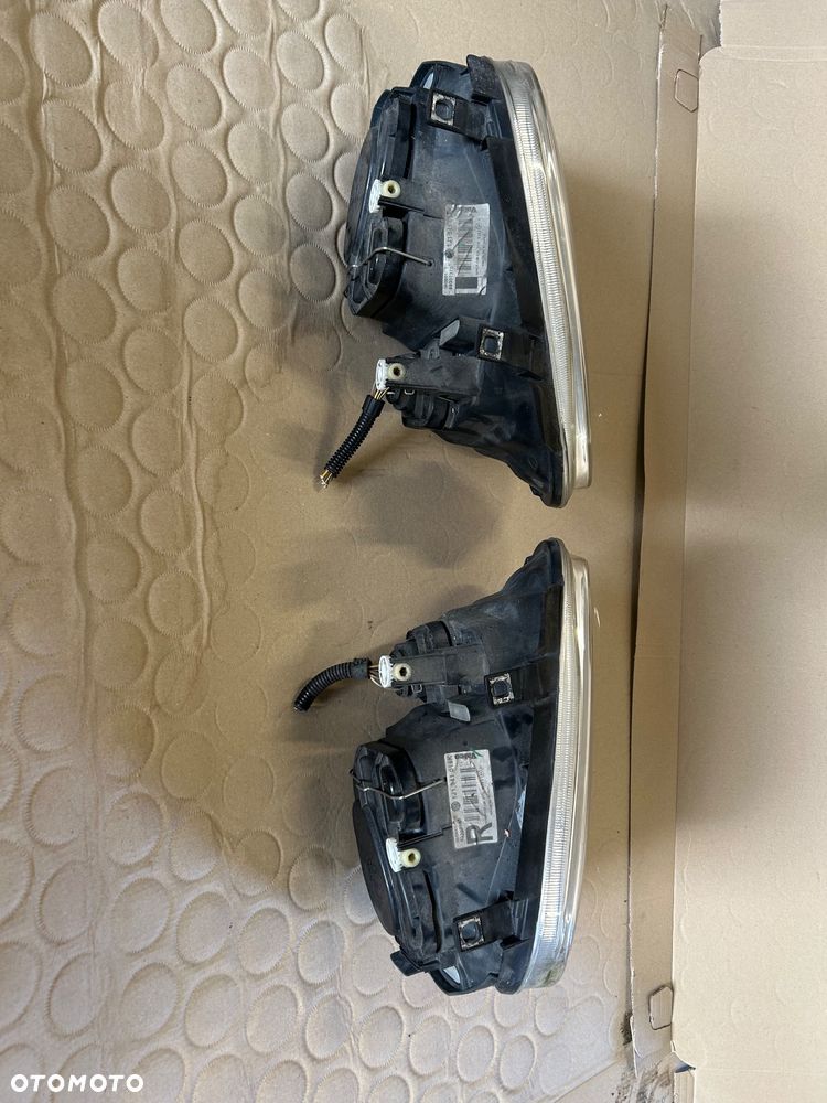 Komplet lamp VW GOLF IV na halogen Valeo Europa - 3