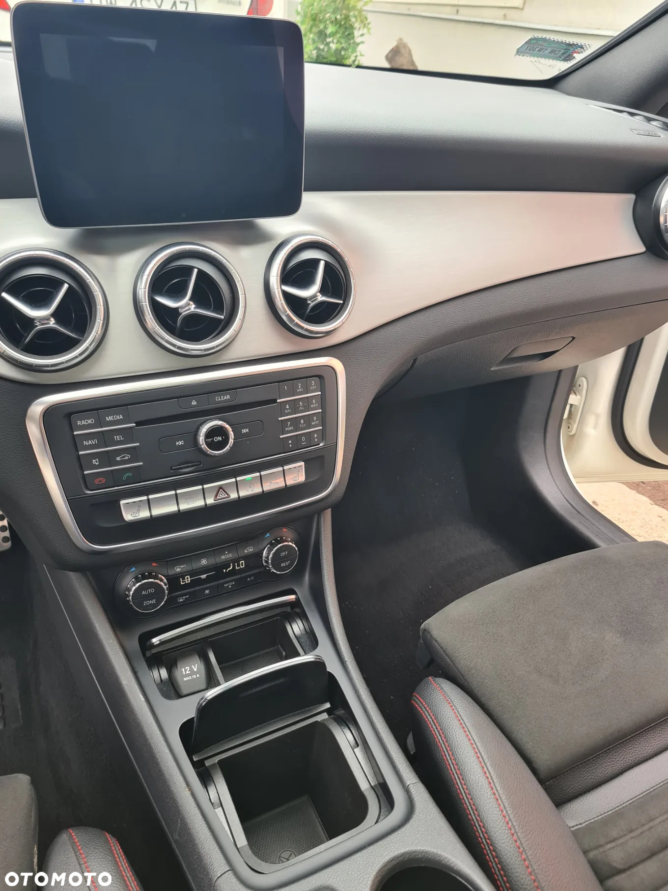 Mercedes-Benz CLA 220 4-Matic AMG Line - 14