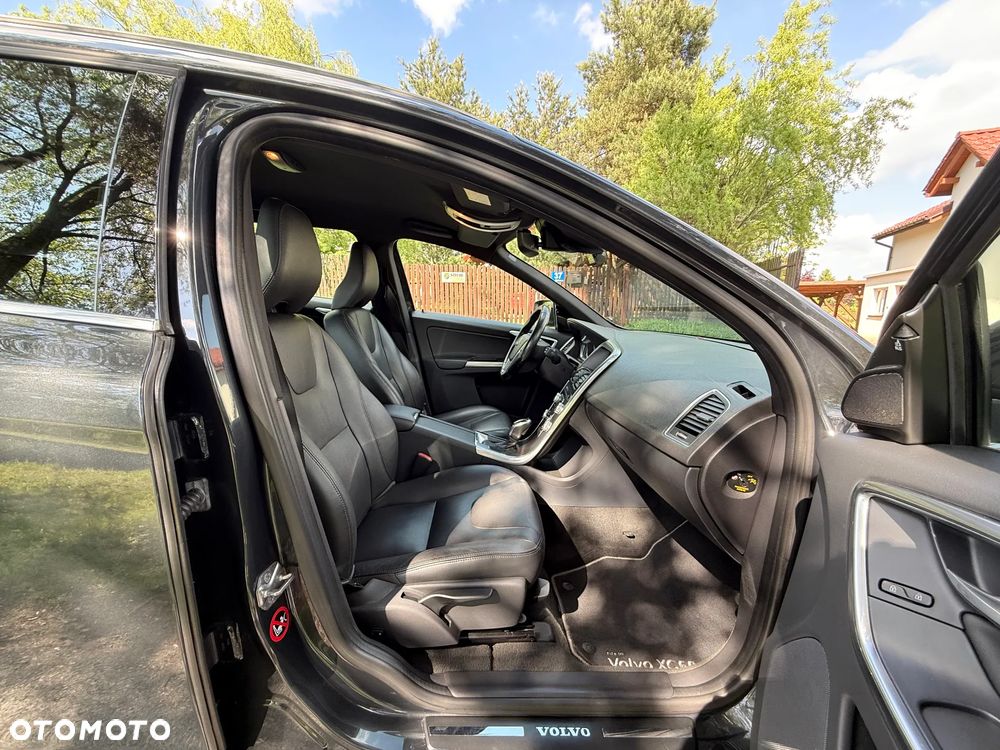 Volvo XC 60 D4 Geartronic Summum - 27