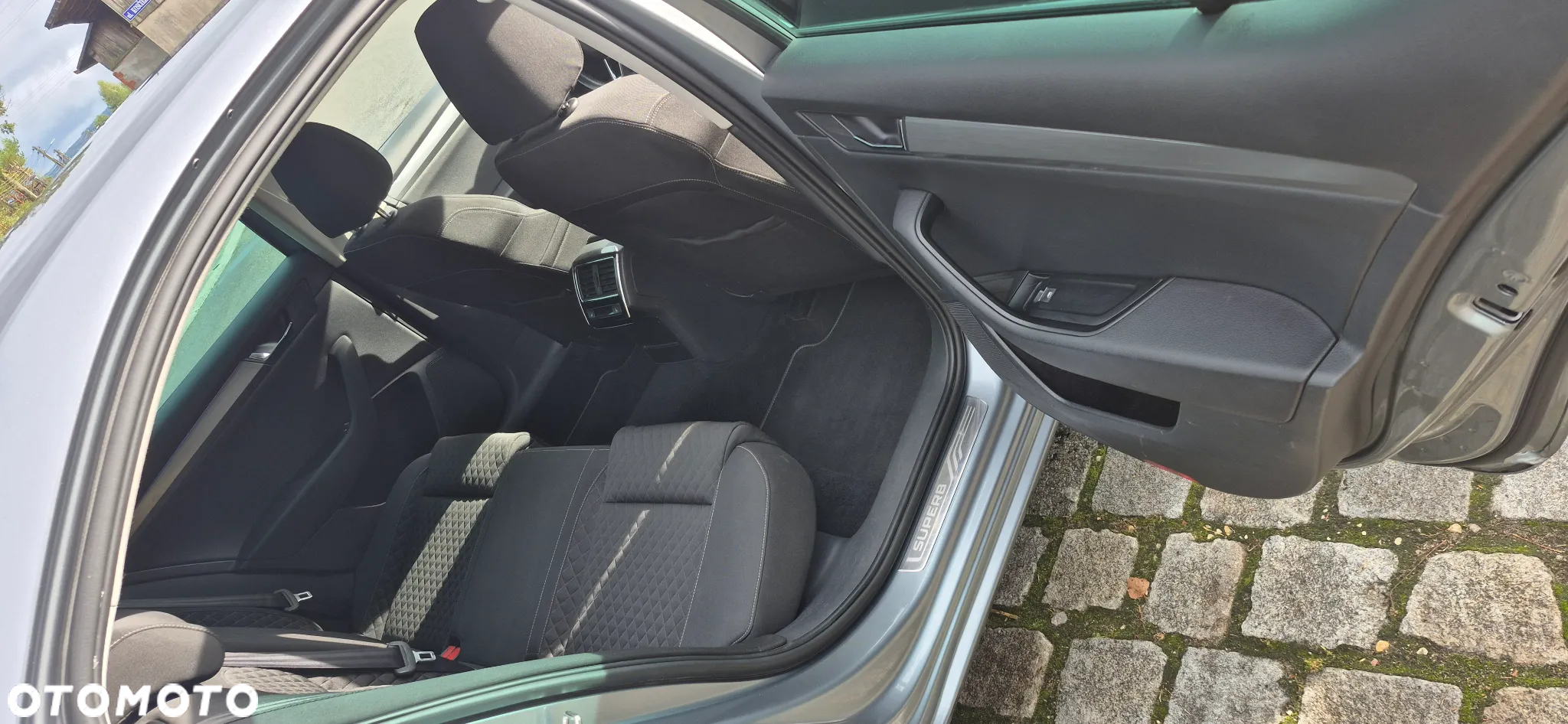 Skoda Superb 2.0 TDI Style DSG - 12