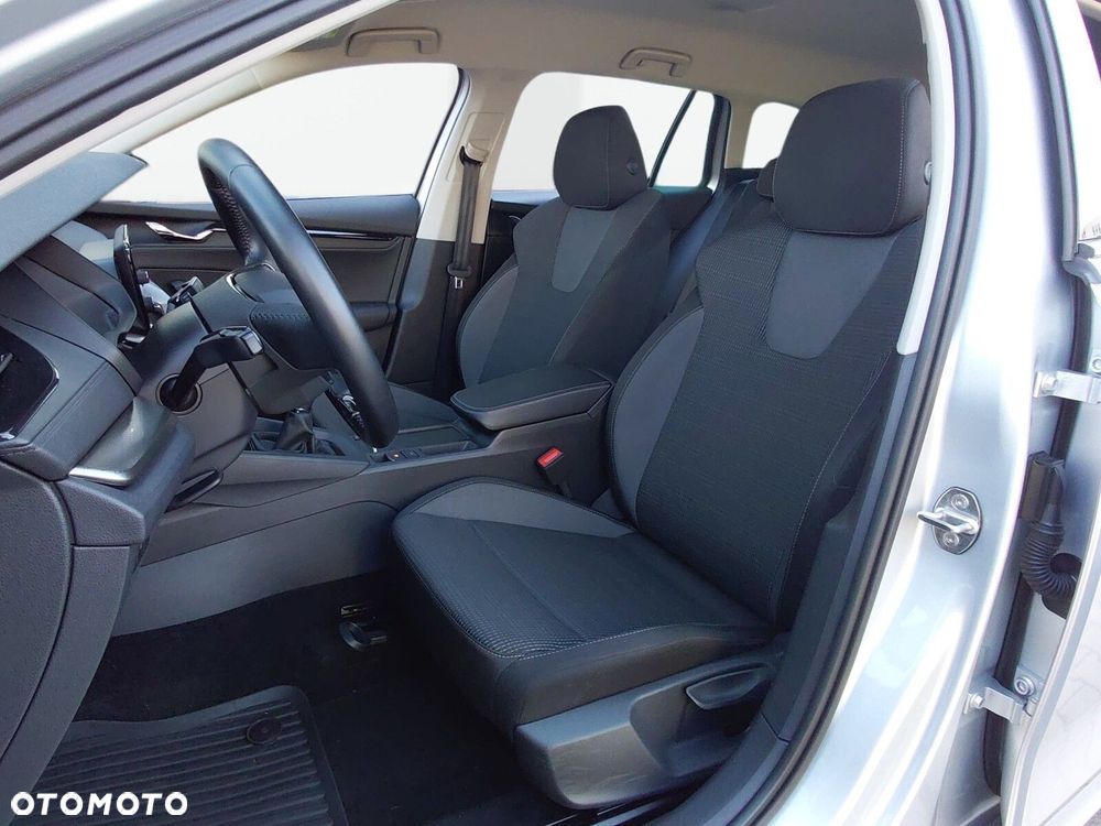 Skoda Octavia 1.5 TSI ACT Ambition - 10