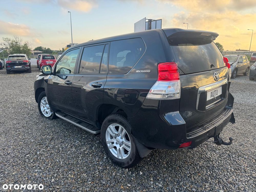 Toyota Land Cruiser 3.0 D-4D Automatik 60th Anniversary - 9