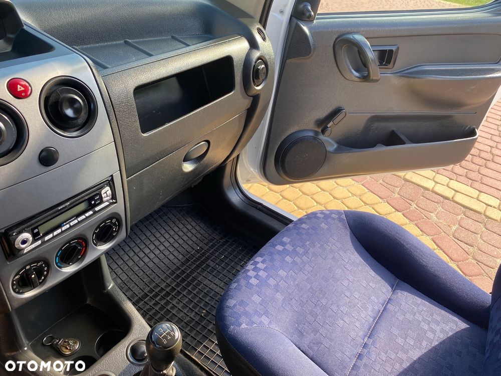 Peugeot PARTNER 1.6HDI NISKI PRZEBIEG 115 zakupiony w salonie w Rzeszowie - 19