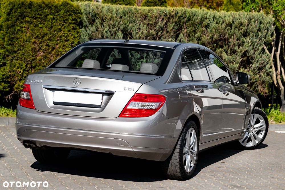 Mercedes-Benz Klasa C 200 CDI DPF Avantgarde - 8