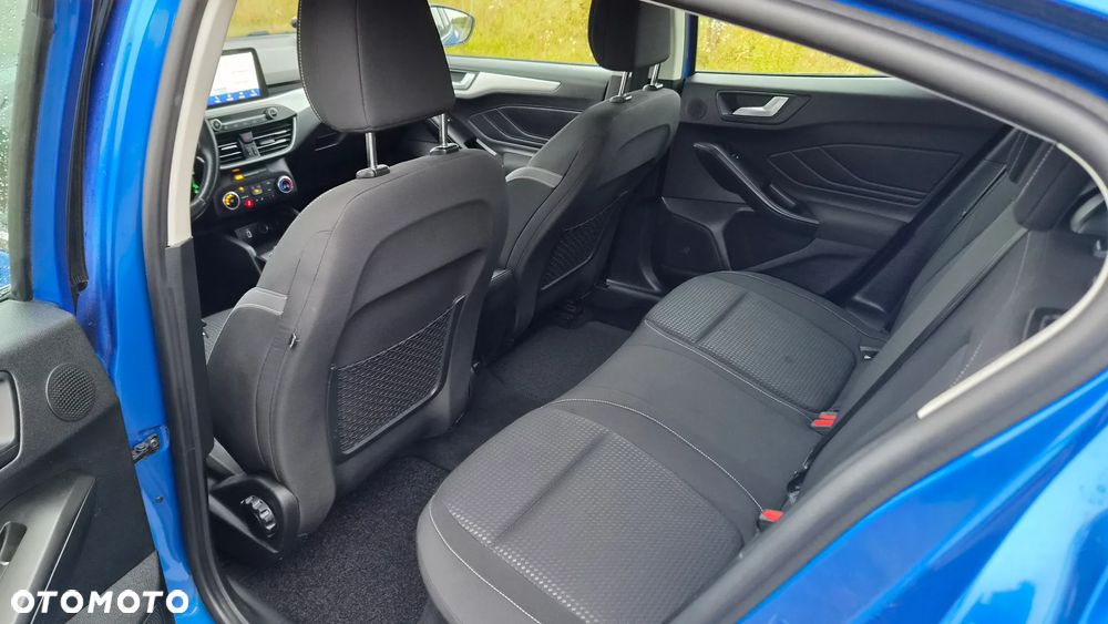 Ford Focus - 11