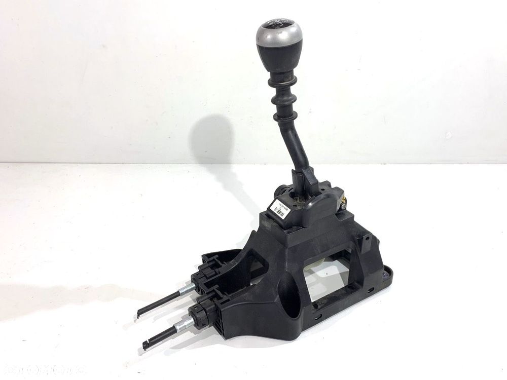 DŹWIGNIA ZMIANY BIEGÓW  SSANGYONG TIVOLI 2015 - 2022 1.5 T-GDi 120 kW [163 KM] benzyna 2021 - 2022 - 1