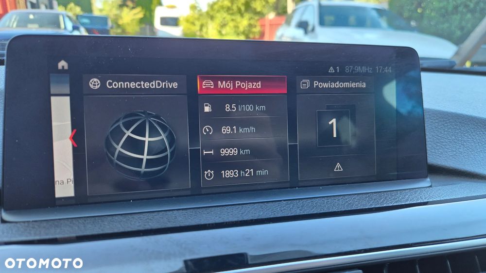 BMW Seria 3 320i xDrive Advantage sport - 39