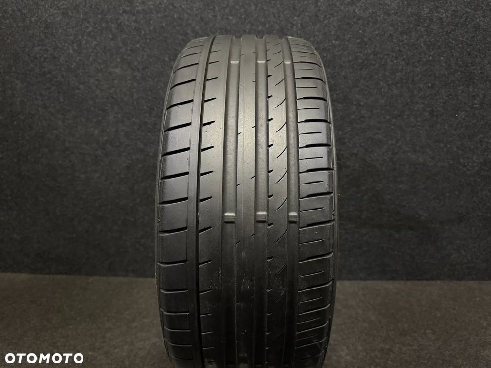 Falken AZenis FK453 225/40/19 93Y 1szt. - 1