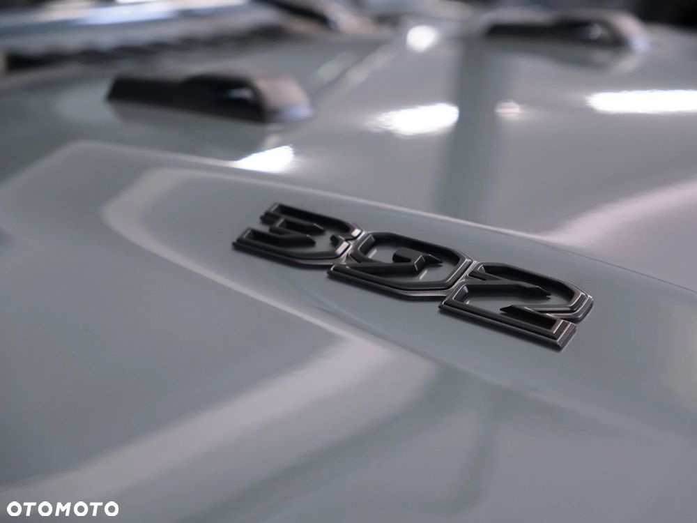Jeep Wrangler - 11