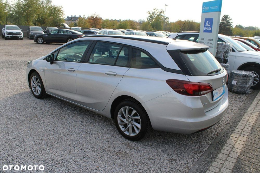 Opel Astra - 9