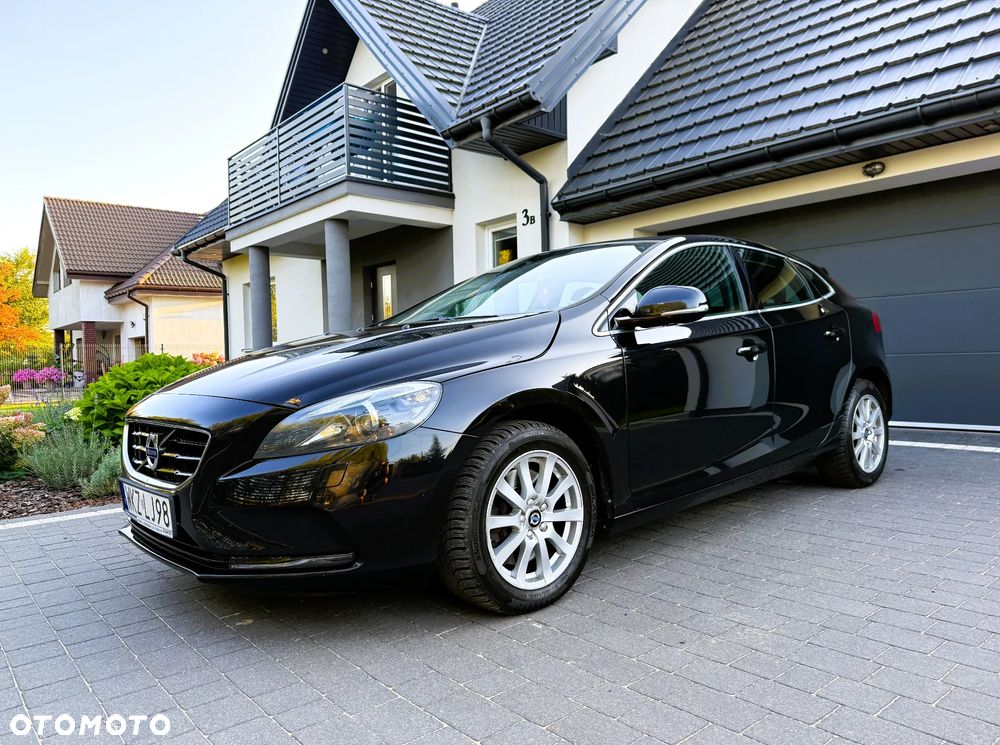 Volvo V40 D3 Momentum - 2