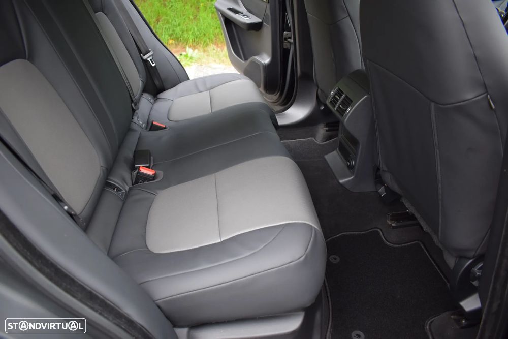 Jaguar F-Pace 2.0 i4D Prestige - 38