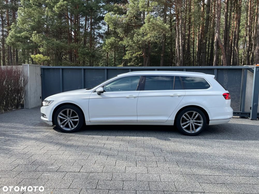 Volkswagen Passat 2.0 TDI (BlueMotion Technology) Highline - 12
