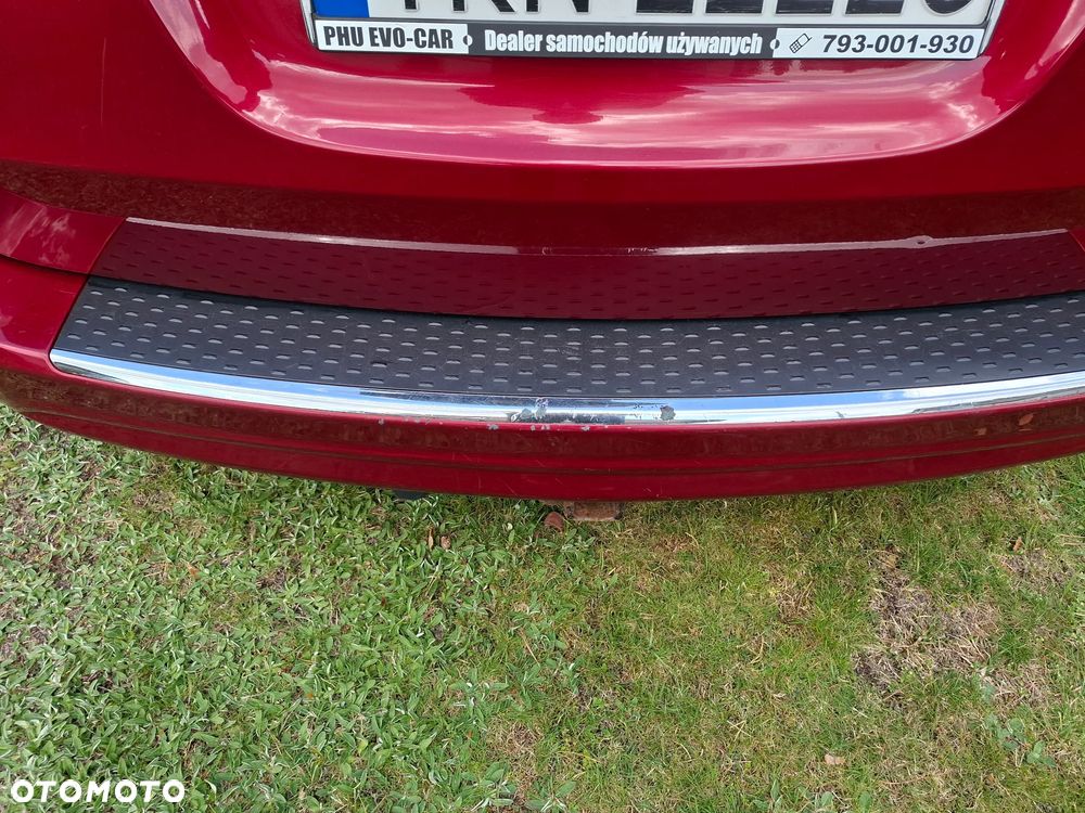 Chrysler Town & Country 3.6 Limited - 8