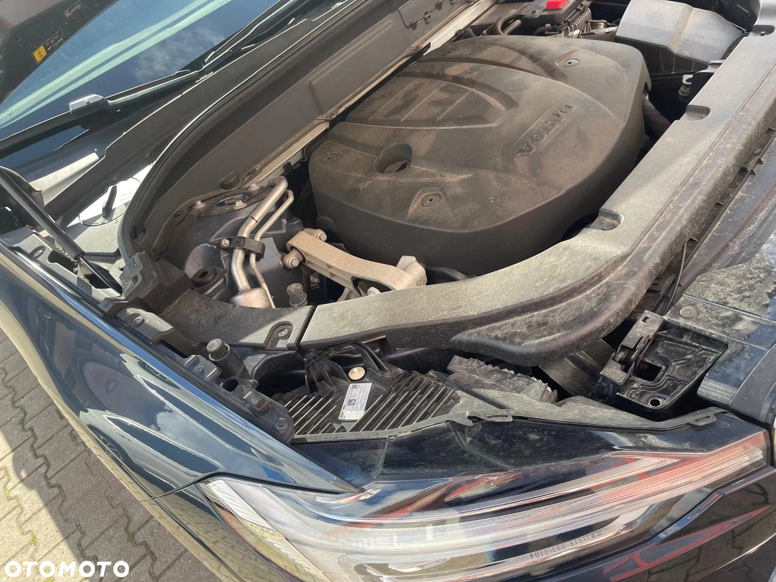 Volvo XC 60 D4 Momentum - 24