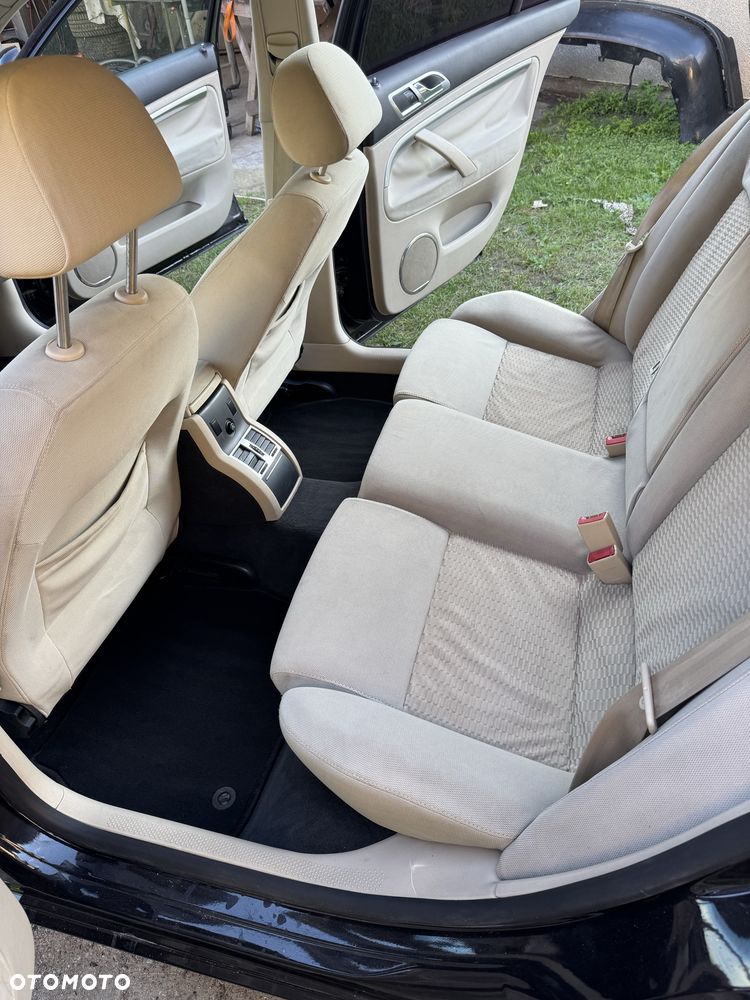 Skoda Superb - 5