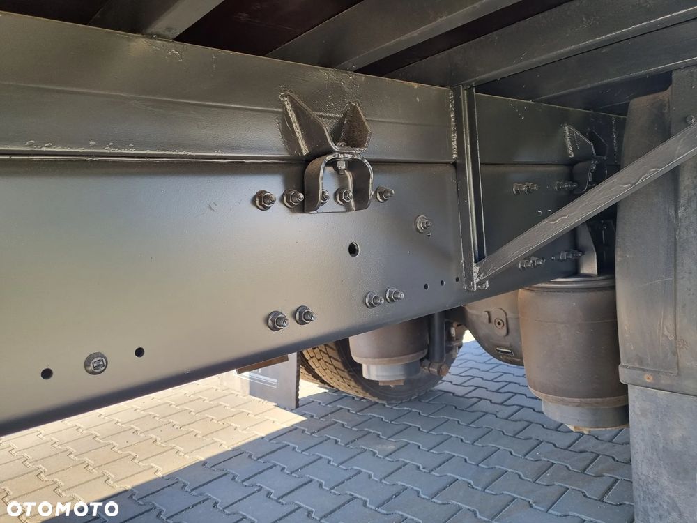 Renault Premium 270 - 10