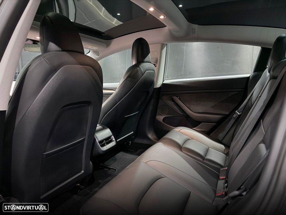 Tesla Model 3 Standard Range Plus RWD - 27