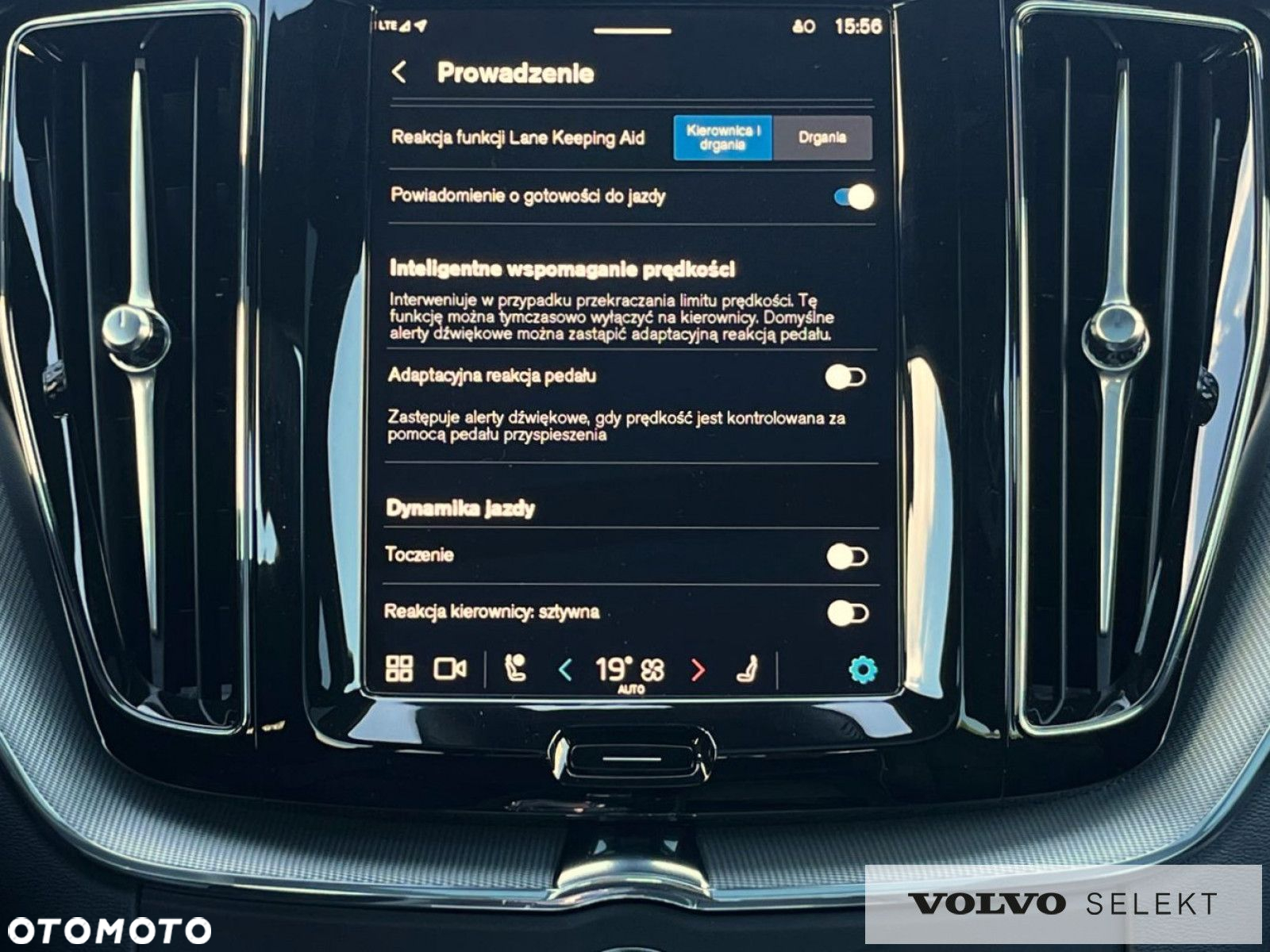 Volvo XC 60 - 22