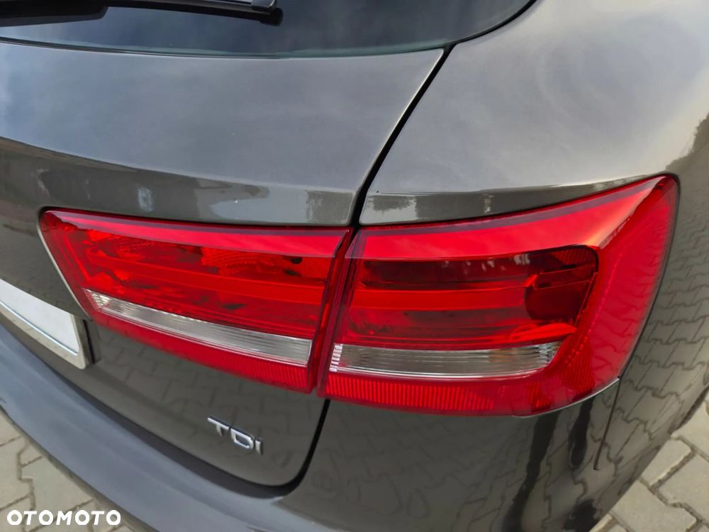 Audi A6 Avant 2.0 TDI Multitronic - 26
