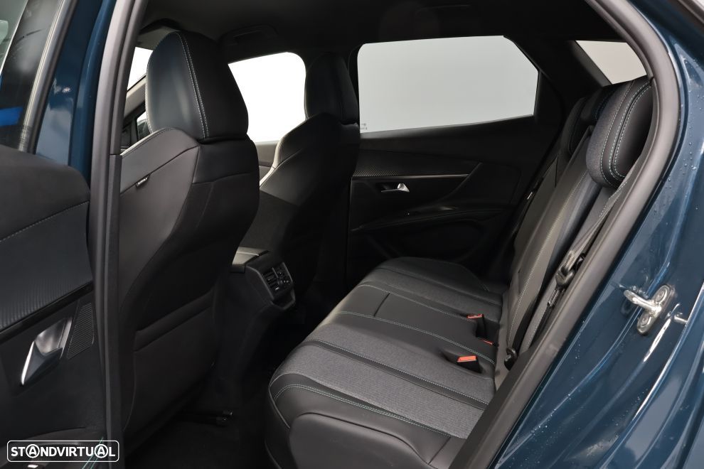 Peugeot 3008 1.6 Hybrid Allure Pack e-EAT8 - 25