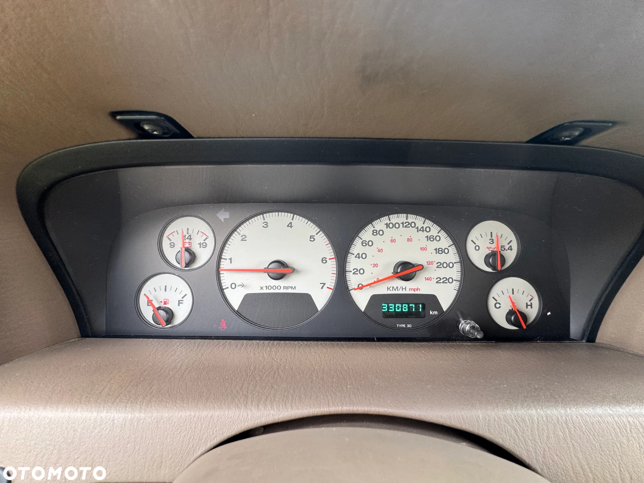 Jeep Grand Cherokee 4.7 Limited - 14