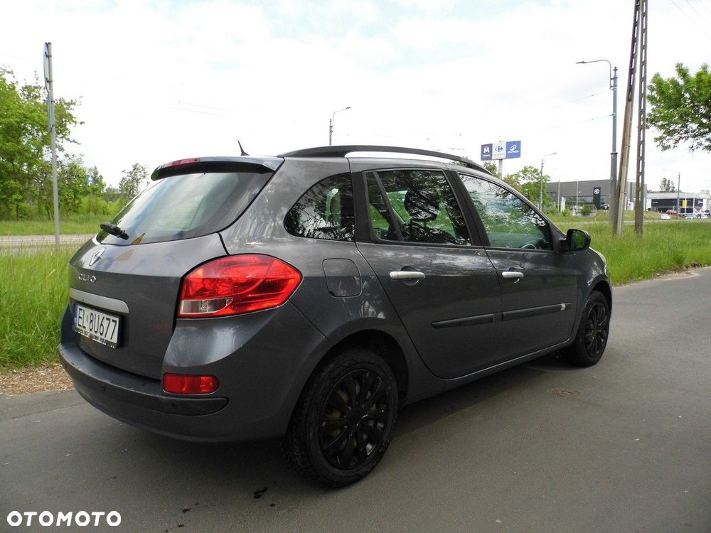 Renault Clio - 2
