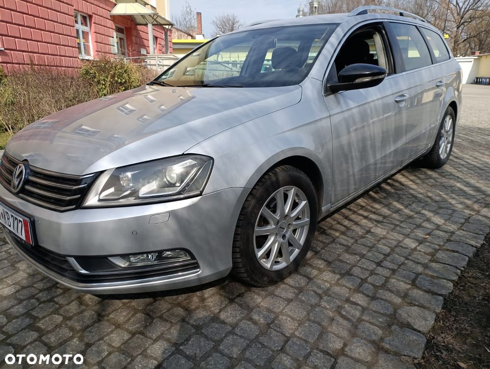 Volkswagen Passat Variant 2.0 Blue TDI DPF Comfortline - 20
