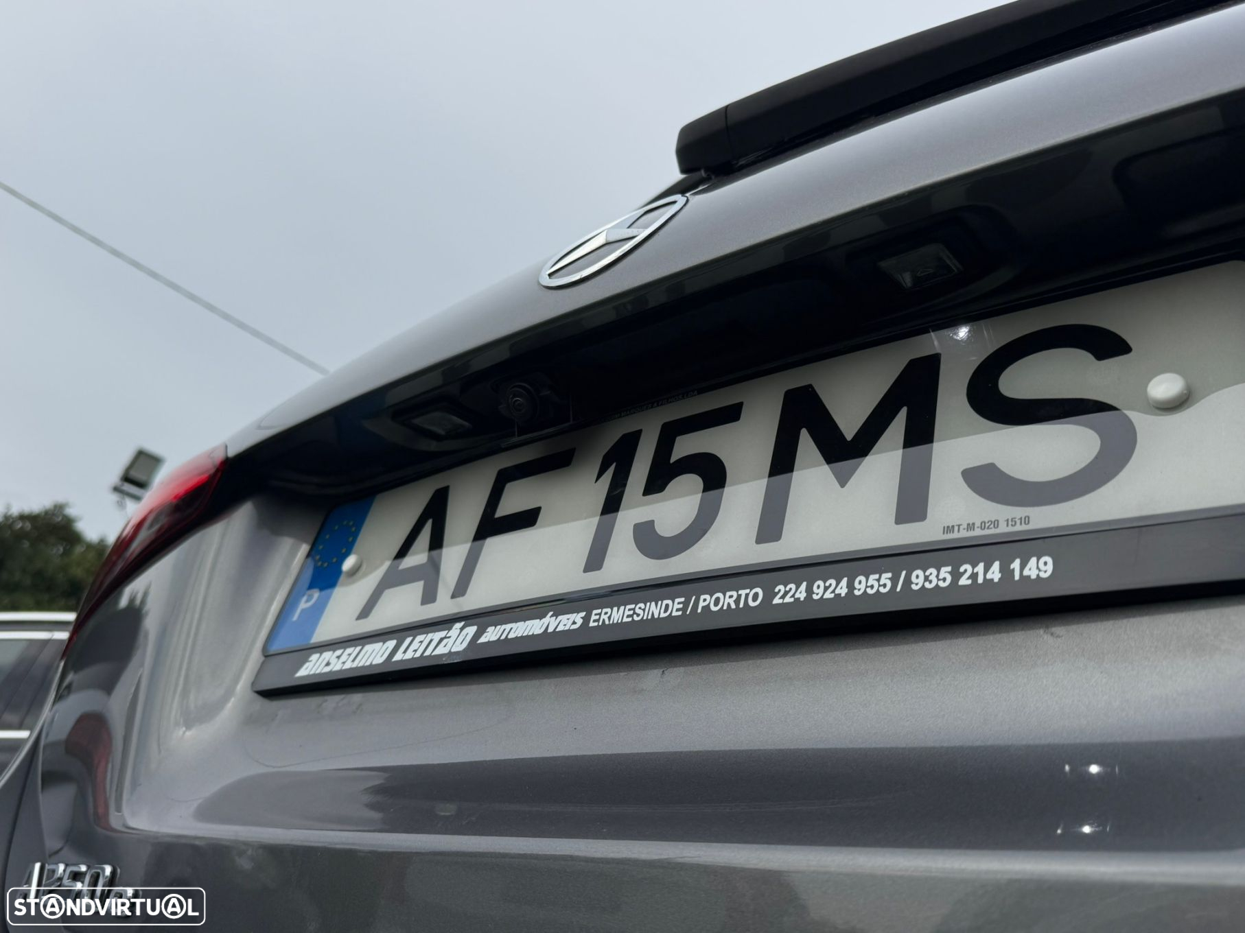 Mercedes-Benz A 250 e AMG Line - 11