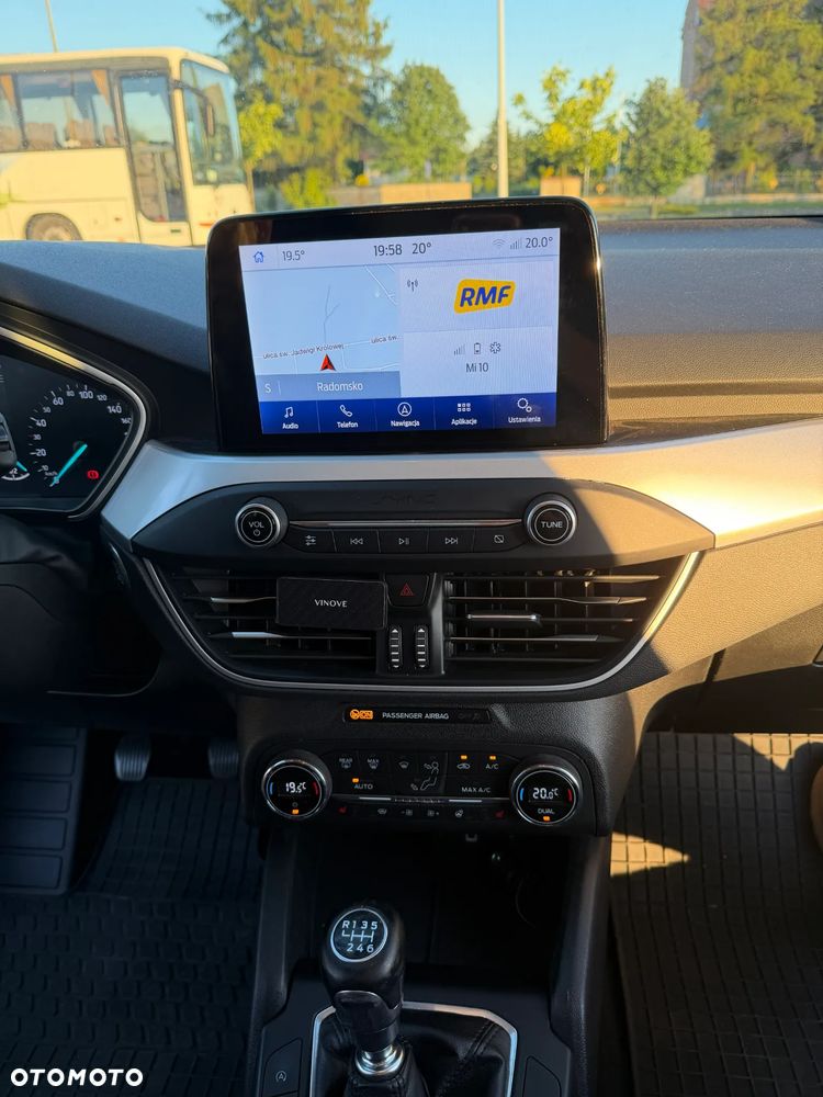 Ford Focus - 10