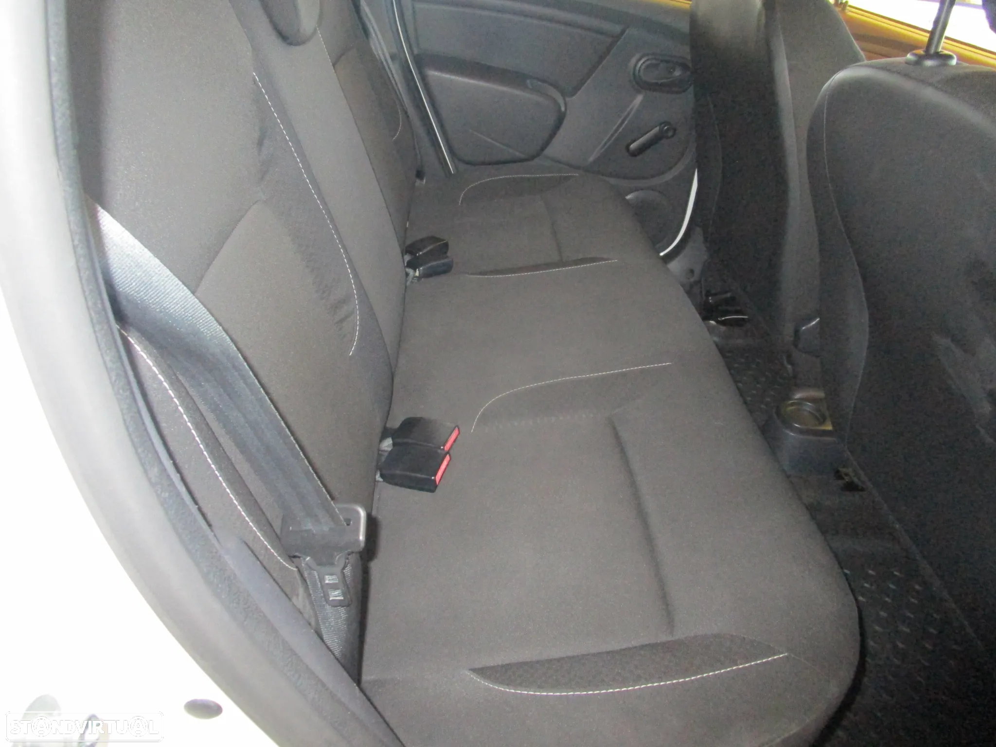 Dacia Duster 1.2 TCe Prestige - 17